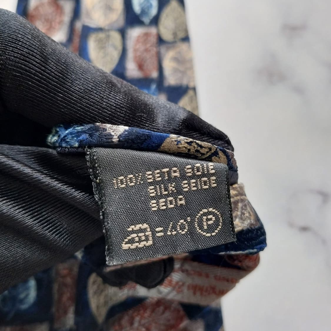 제냐 실크 네이비 리프 패턴 넥타이 10.3cm B등급 K1271
 상품이미지9