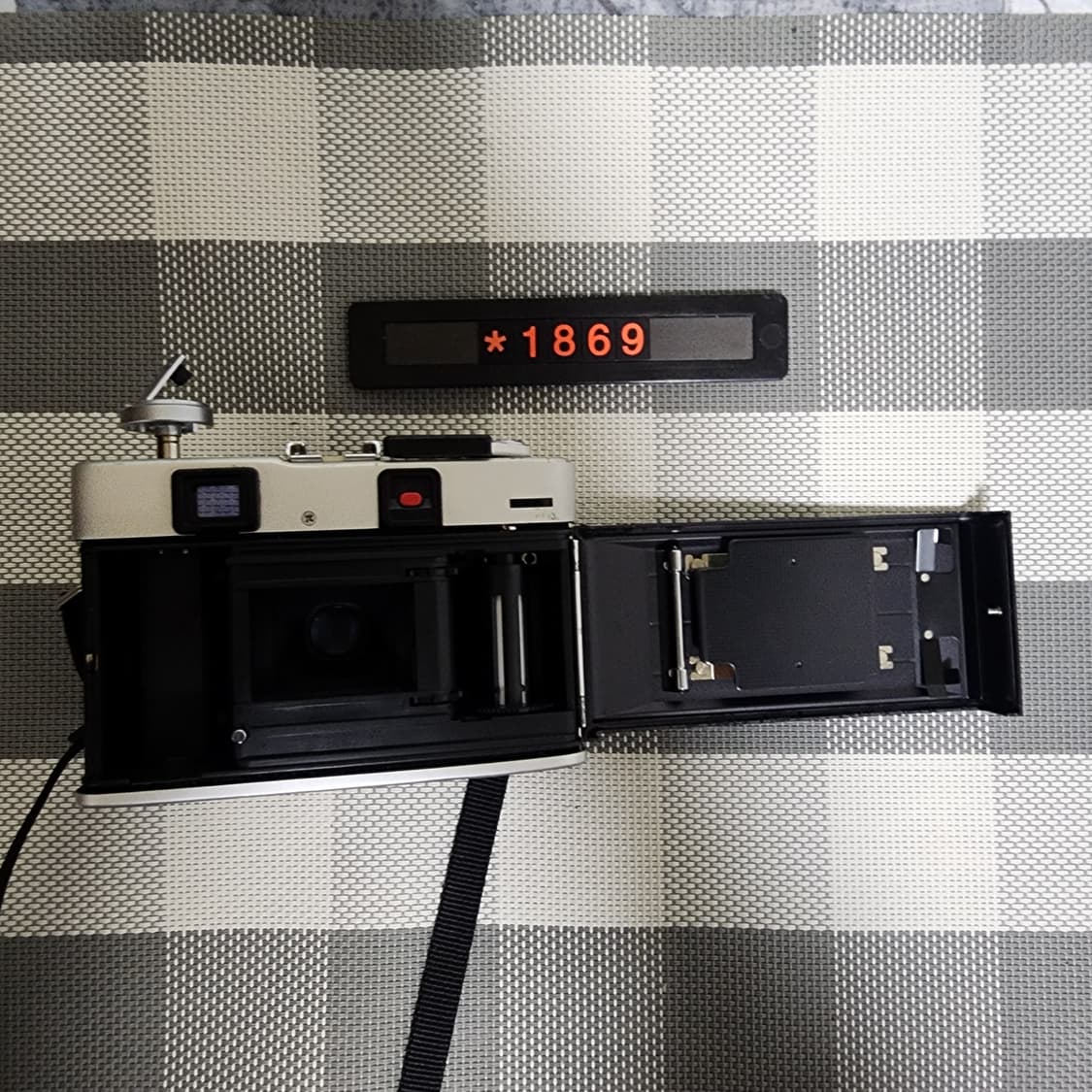 미놀타 하이매틱 F 필름카메라 실버바디 상품이미지5