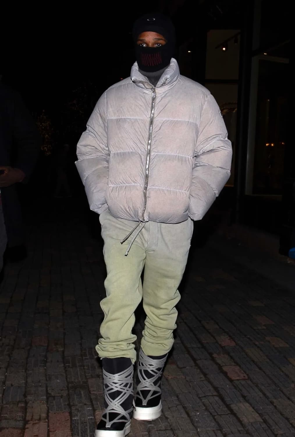 [0] 릭오웬스 x 몽클레어 사이클로픽 다운 타우페 그린 상품이미지2