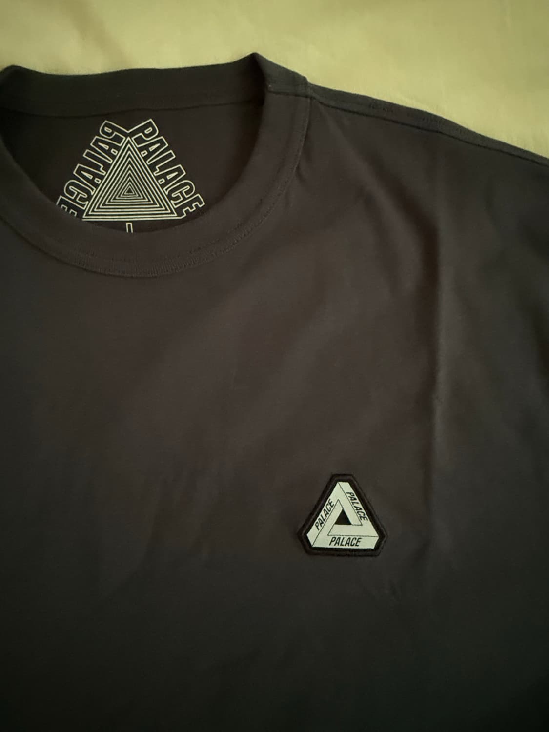 팔라스(Palace) 반팔 L 상품이미지1