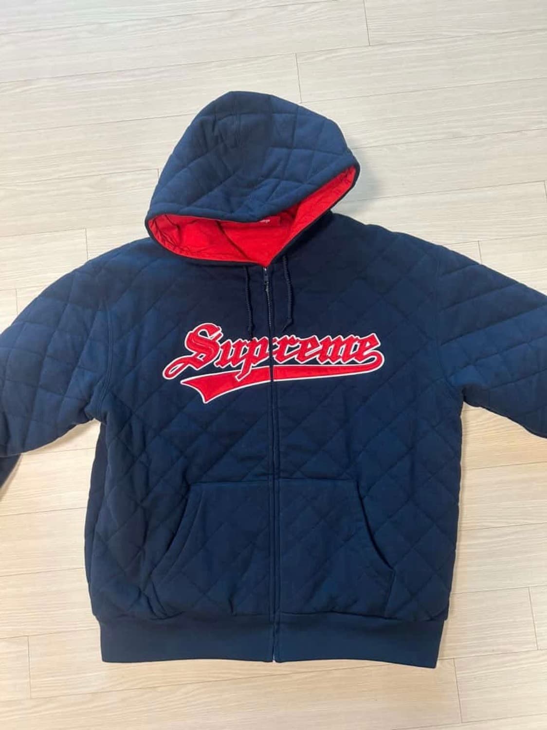 슈프림 퀼티드 집업 후드 스웨트셔츠 네이비 - 상품이미지1