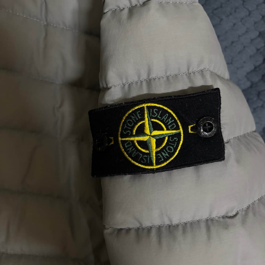 스톤아일랜드 경량패딩 xl 상품이미지2