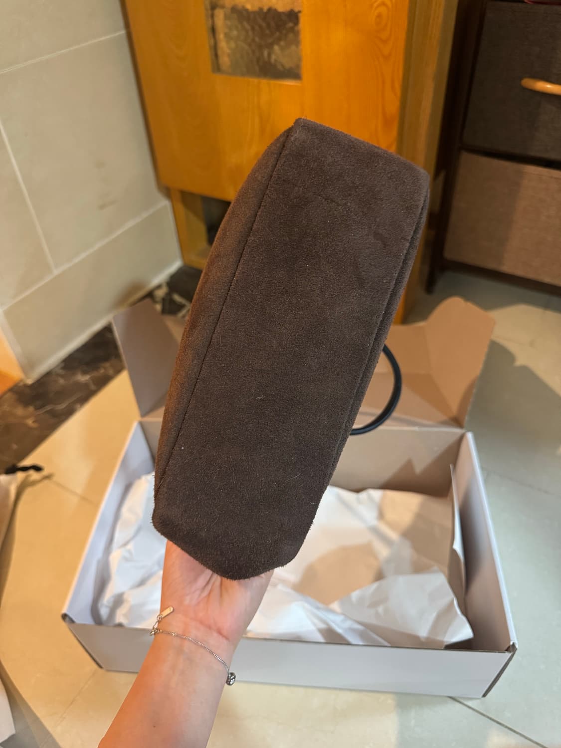 도우 dow 스웨이드 스퀘어 백 다크 브라운 상품이미지3