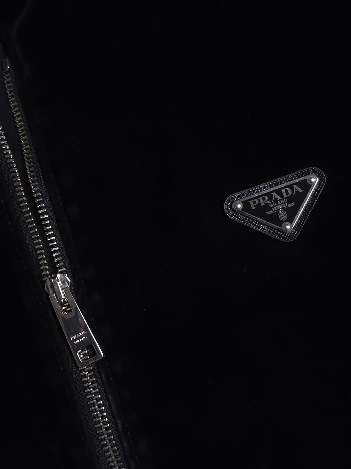 [L] 프라다 벨벳 블루종 자켓 블랙(SGB999) 상품이미지4