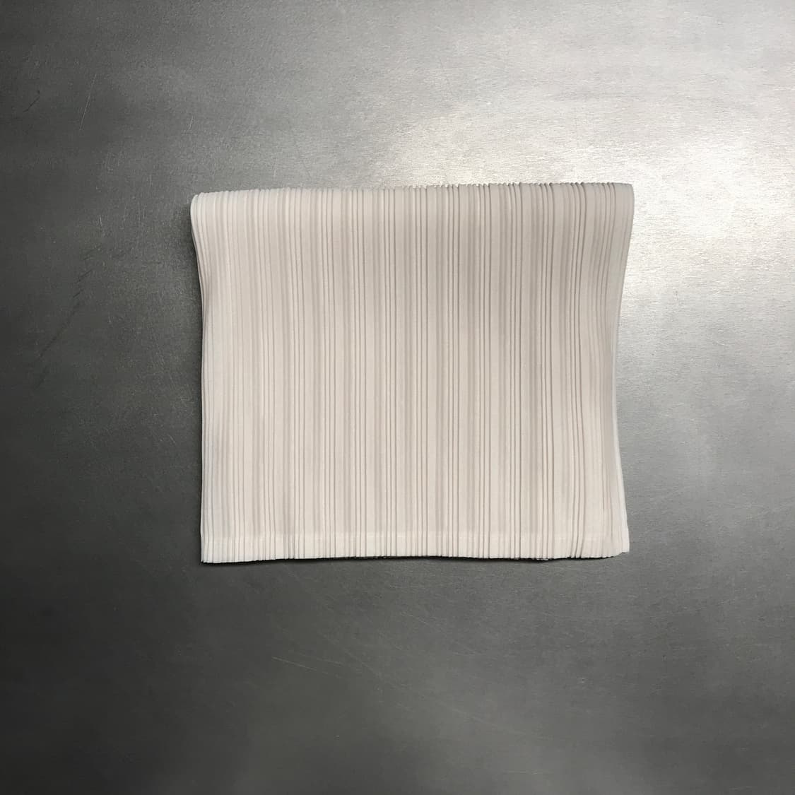 이세이 미야케 플리츠 플리즈 넥워머 상품이미지1