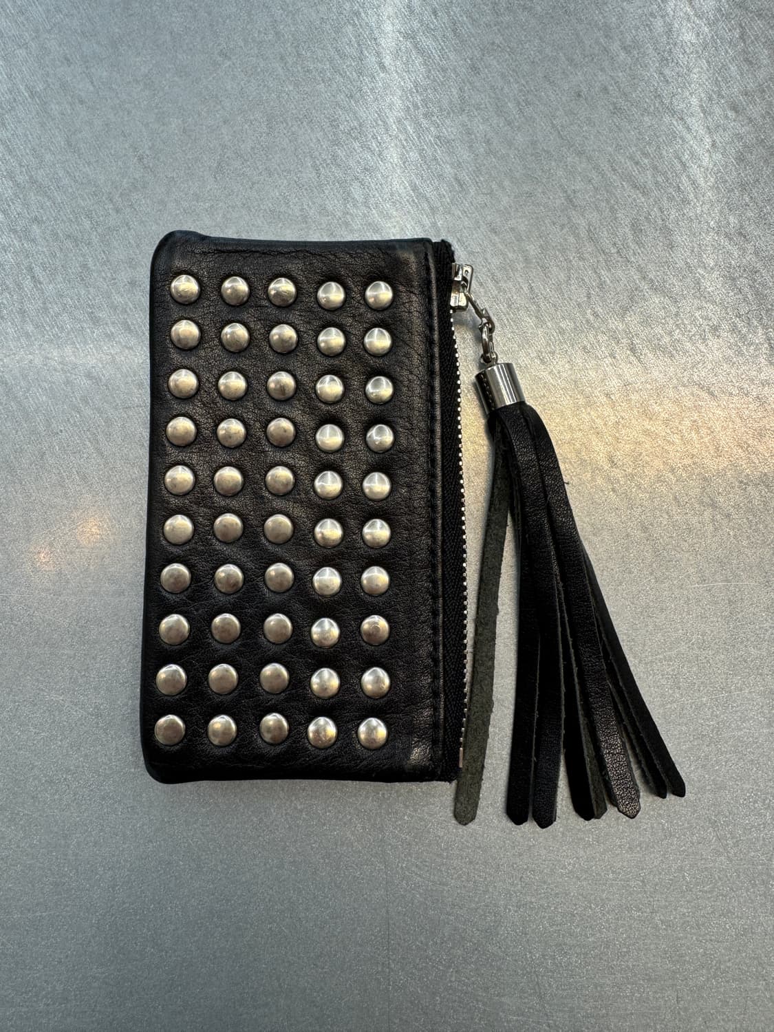 요지야마모토 스터드 프린지 지갑 상품이미지1