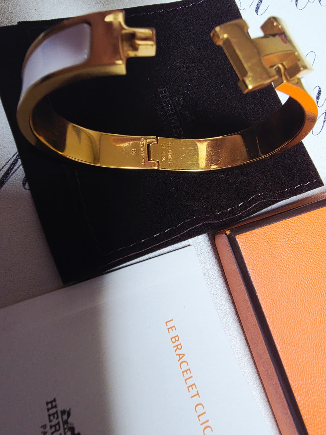 에르메스 클릭아슈 화이트 금장pm 상품이미지3