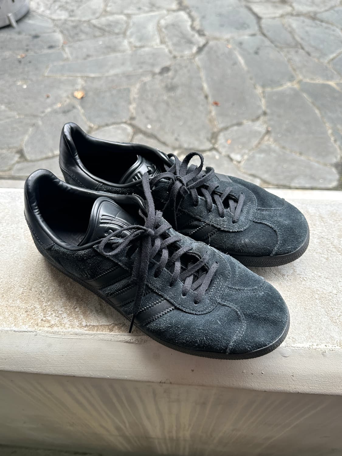 아디다스 운동화 275 블랙 스웨이드 상품이미지1