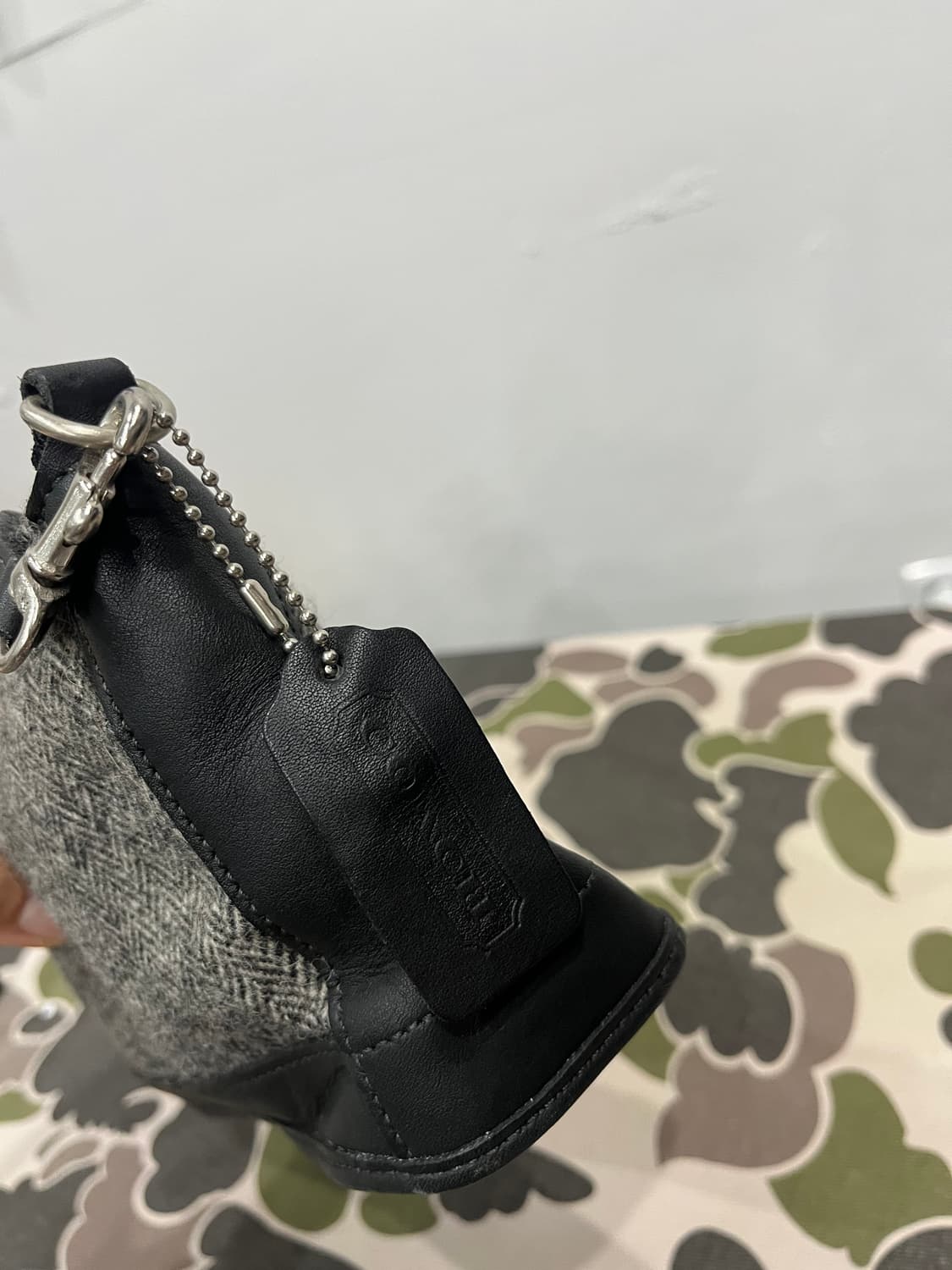 Coach 코치 블리커 트위드 헤링본 데미 미니백 상품이미지2