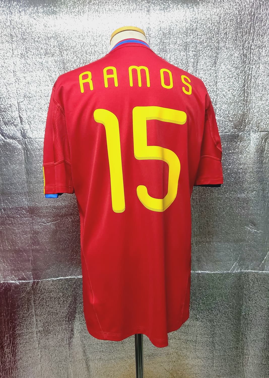 ♤필독♤ Feat 세르히오 라모스 10/11 스페인 홈 M-L 상품이미지3