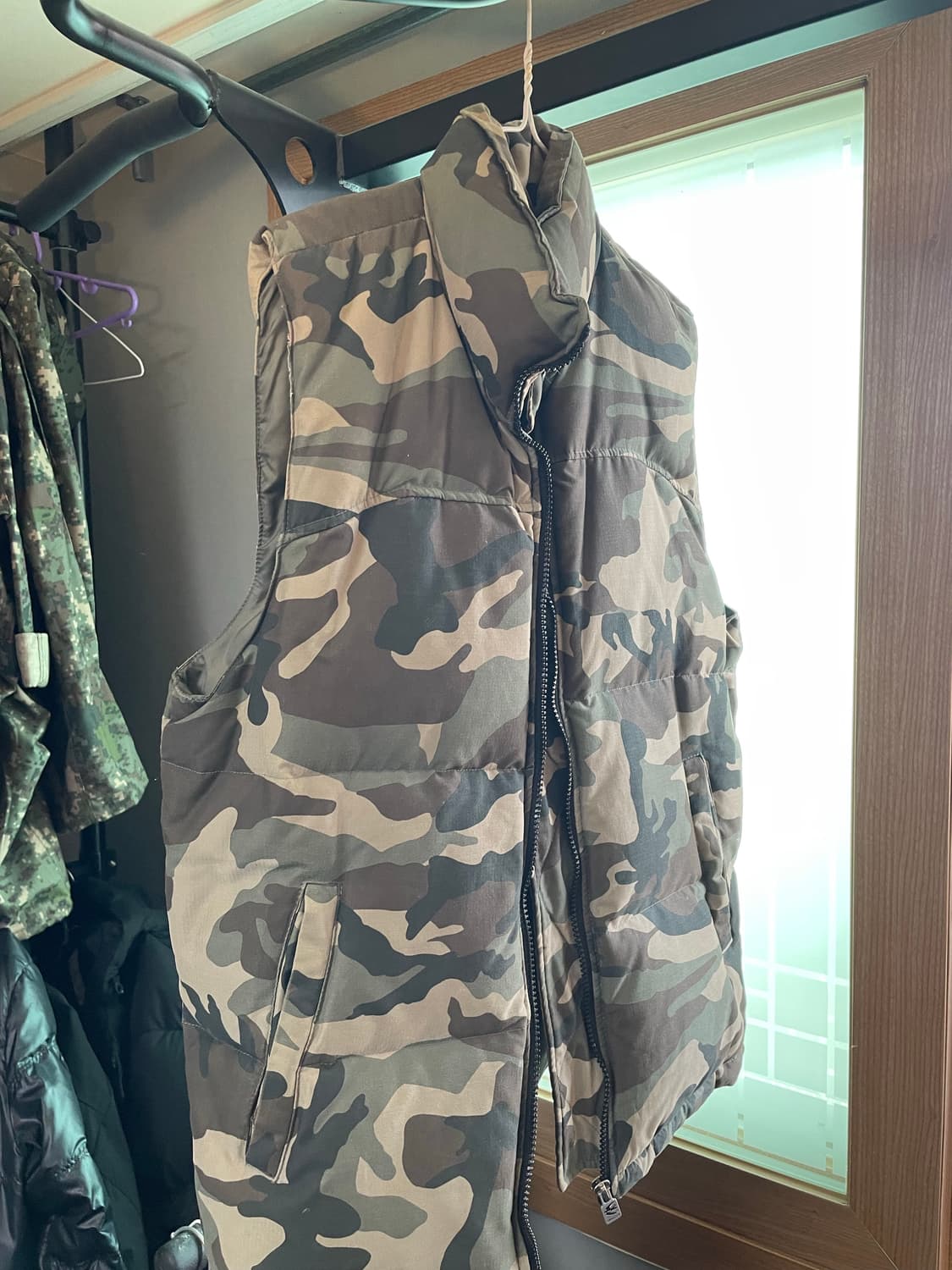 킹스툴 카모 베스트 L 상품이미지1