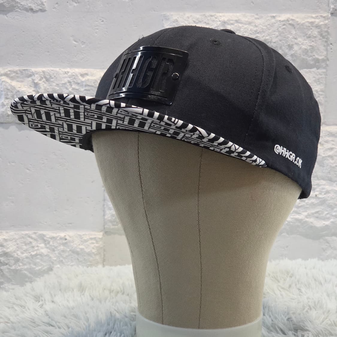 L5-1:HHGR 메탈 로고 블랙 스냅백(56-60) 상품이미지3