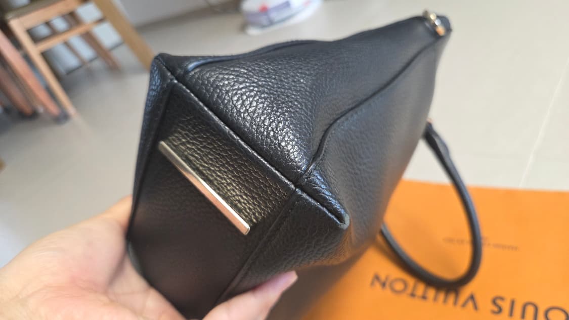 BOSS 럭셔리 부가티 가죽 숄더백 상품이미지7