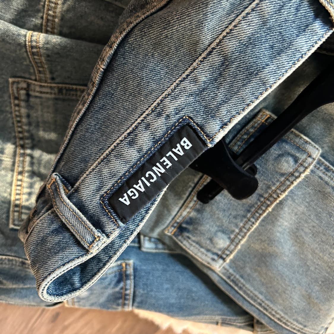 발렌시아가 25SS 플레어드 카고 데님팬츠 상품이미지8