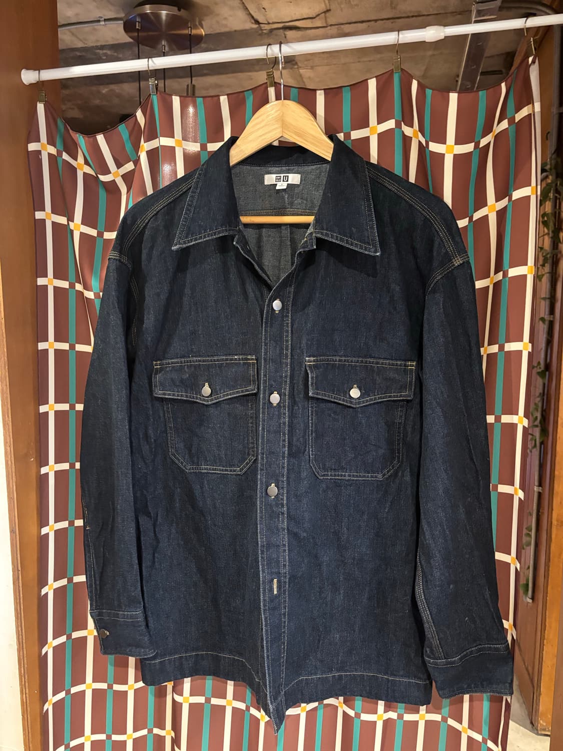 유니클로 U 데님 워크 셔츠 오버핏 상품이미지2