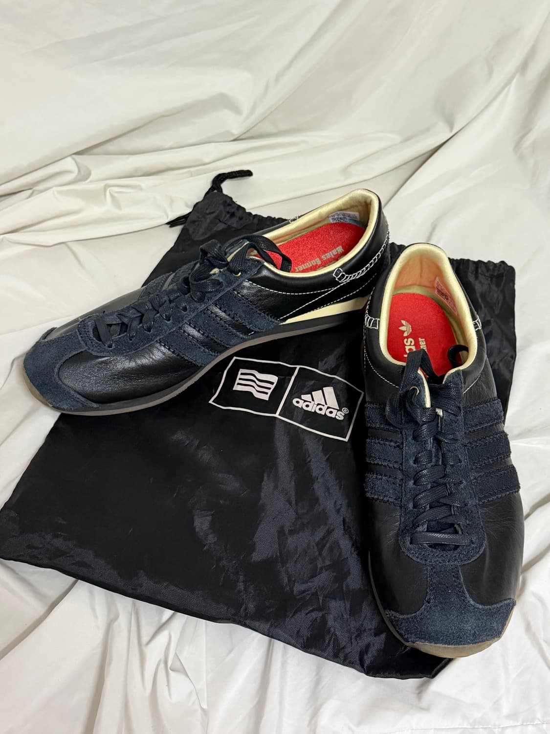 아디다스 x 웨일스 보너 컨트리 코어 블랙 상품이미지1