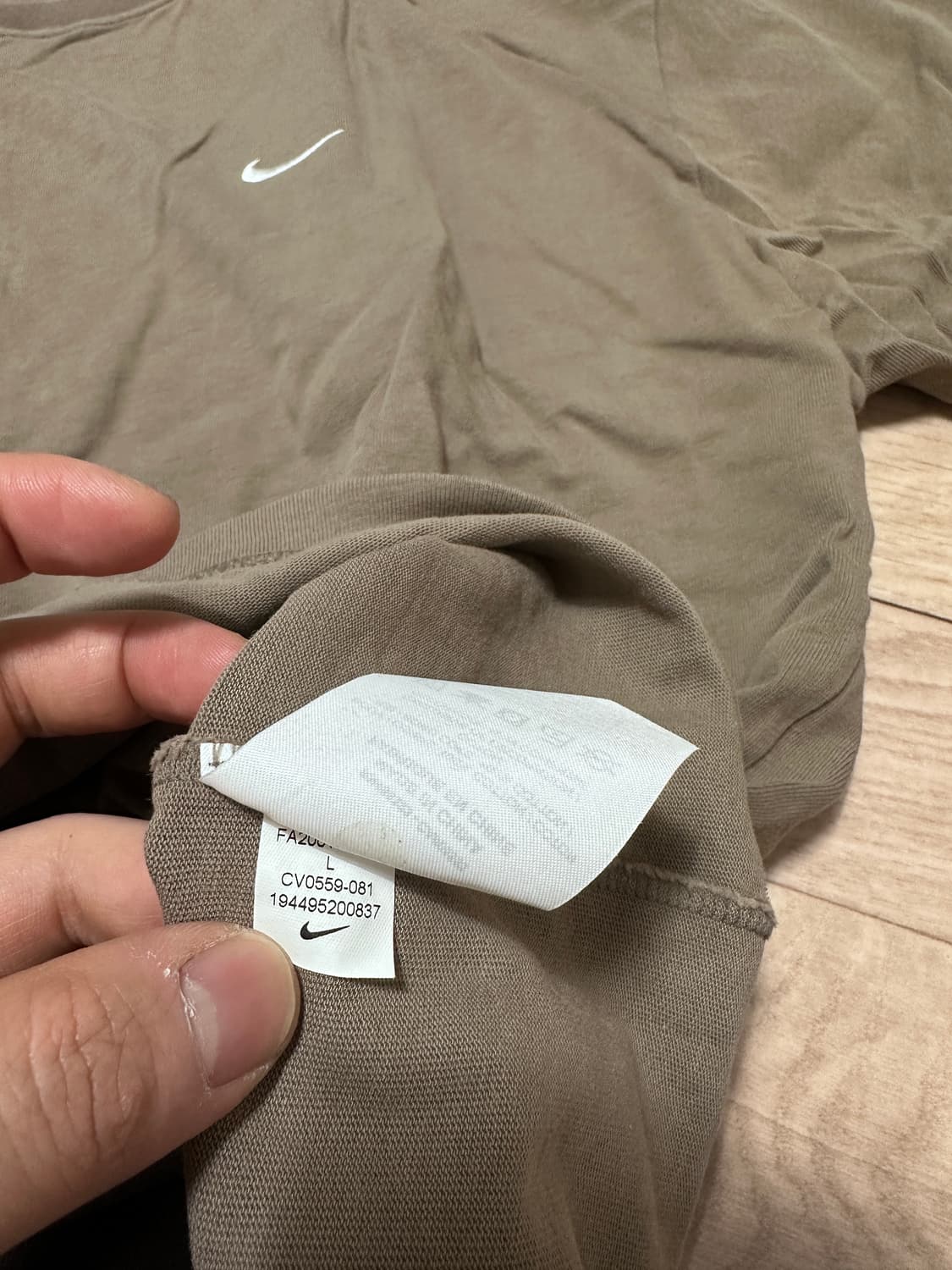 [L:US]나이키 NRG 솔로 스우시 티셔츠 올리브 그레이 상품이미지6