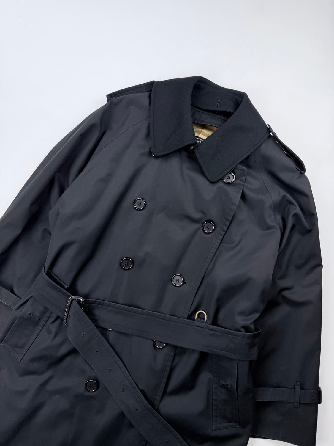 00s 버버리 블랙 트렌치코트 상품이미지2