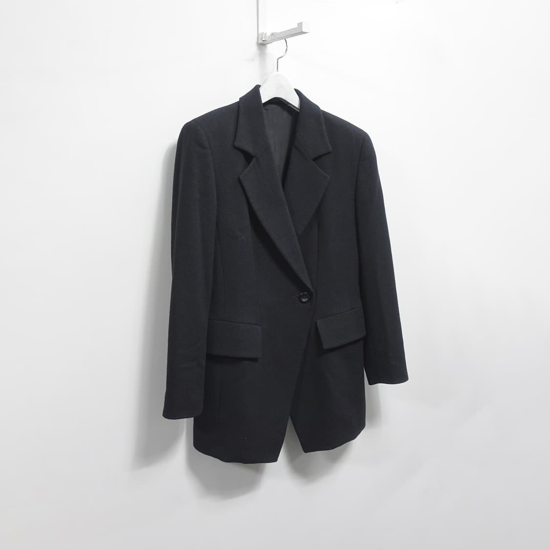 [2,66~77]KENZO 겐조 울혼방 클래식 브레스티드 자켓 상품이미지3