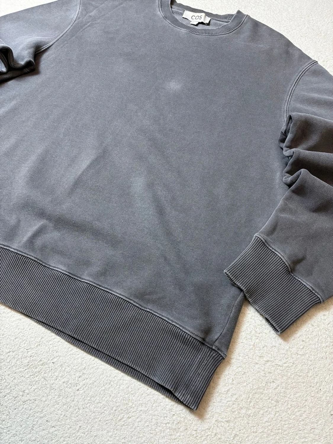 코스 COS 헤비코튼 워시드 오버 맨투맨 PN7052 상품이미지3