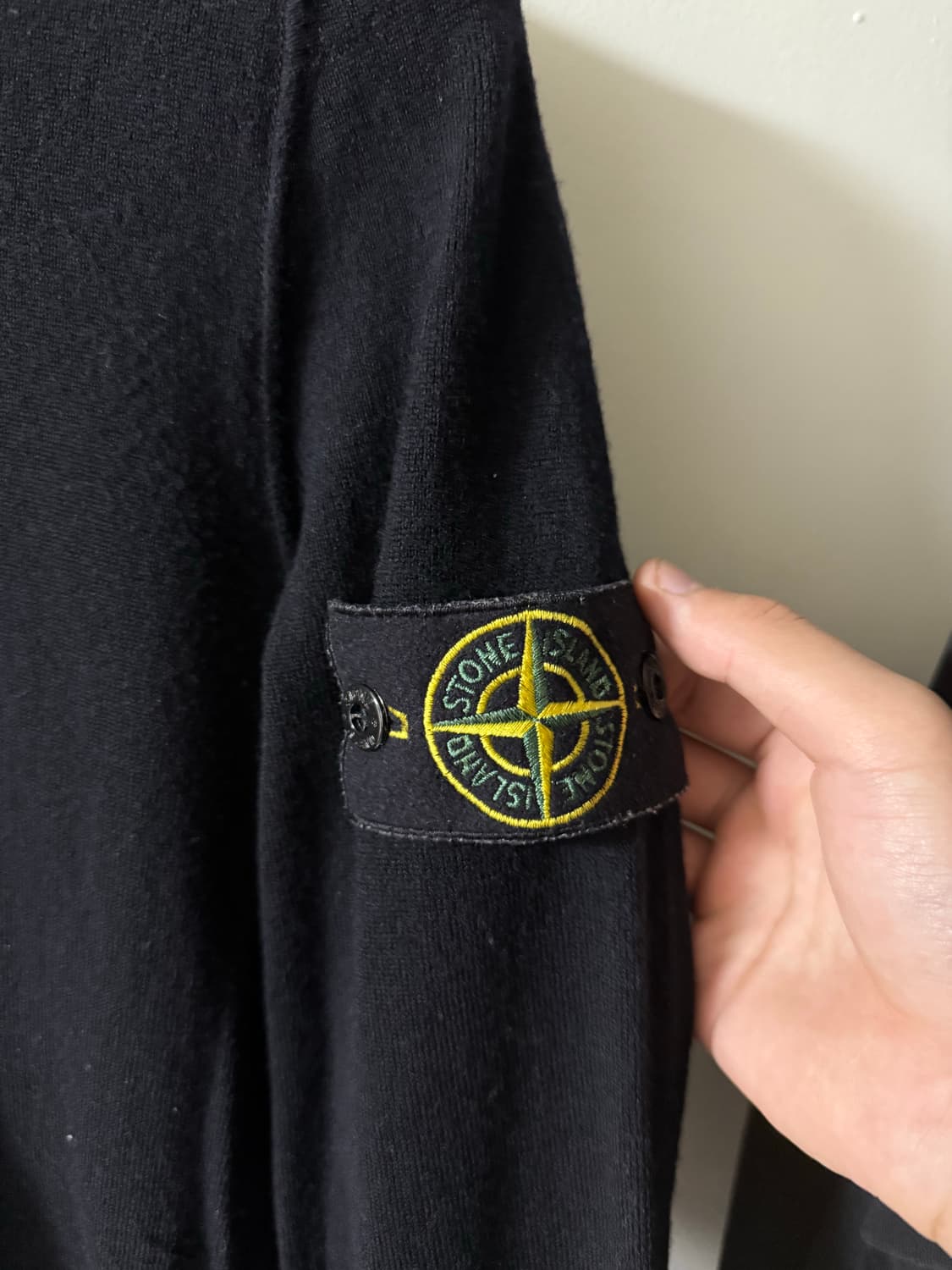 스톤아일랜드 블랙 니트 M 상품이미지1