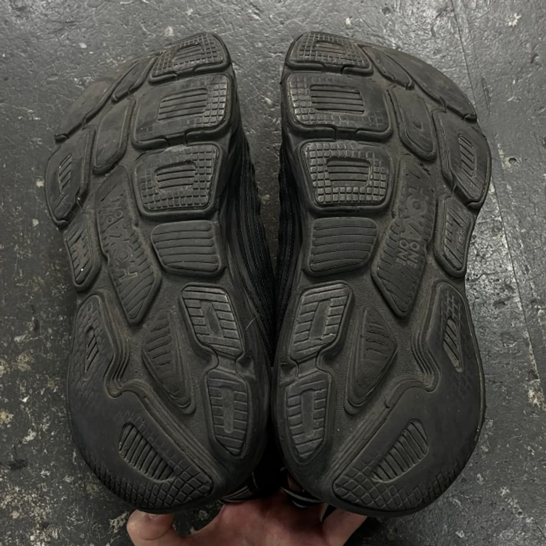 280 호카 오네오네 본디 6 상품이미지5