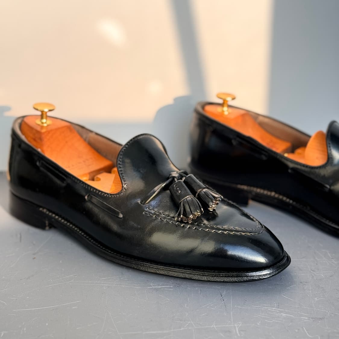 [9.5D] 알든 664 블랙 코도반 테슬 로퍼 상품이미지5