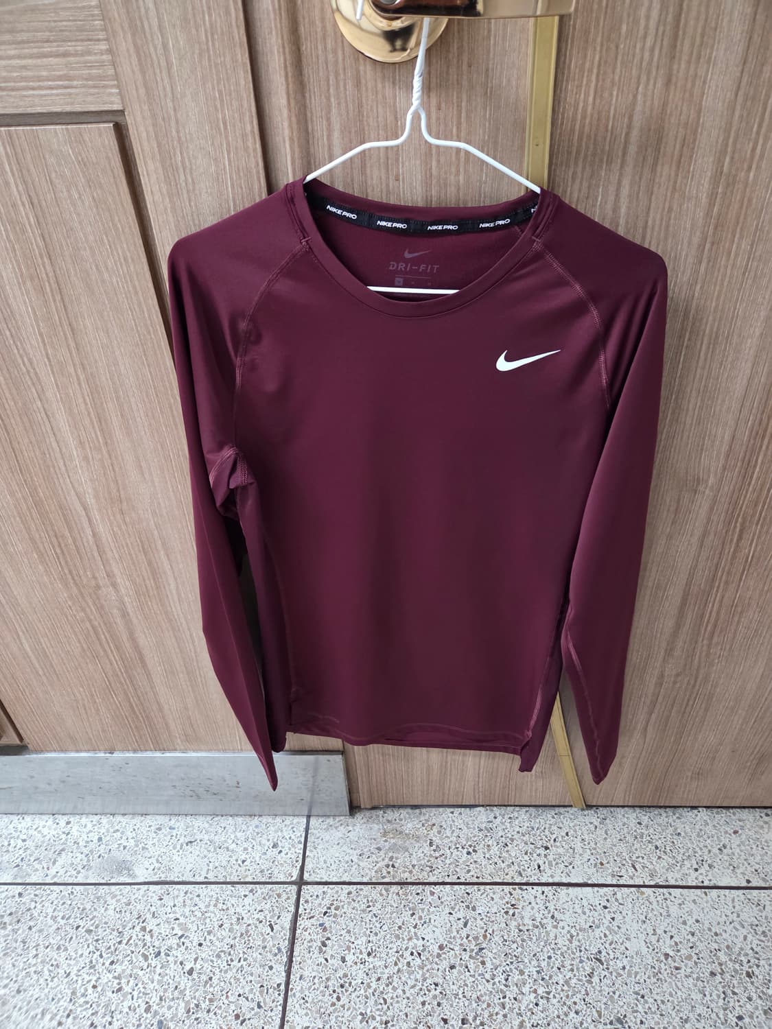나이키 프로 기능성 롱슬리브 m 상품이미지1