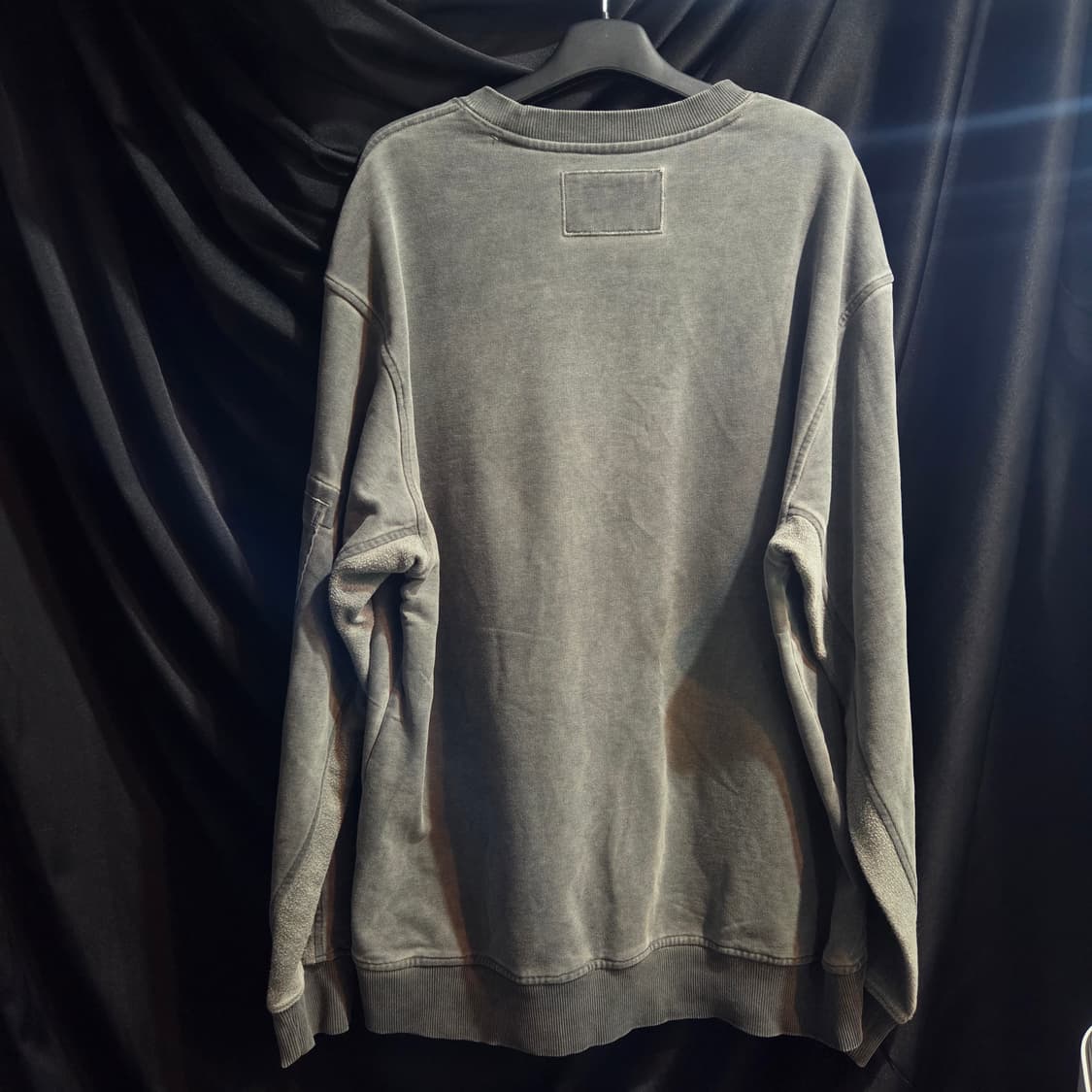 시리즈 피그먼트 맨투맨 상품이미지3