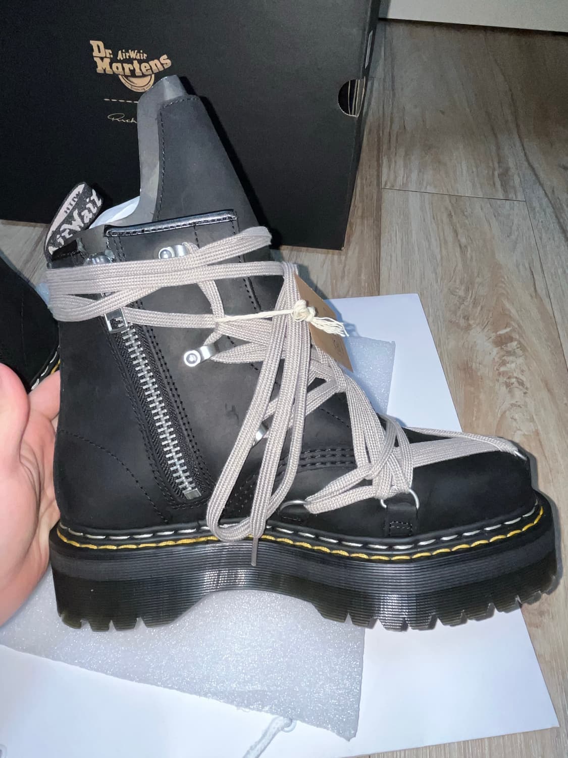 릭오웬스 닥터마틴 메가레이스 쿼드솔 270 uk8 상품이미지6