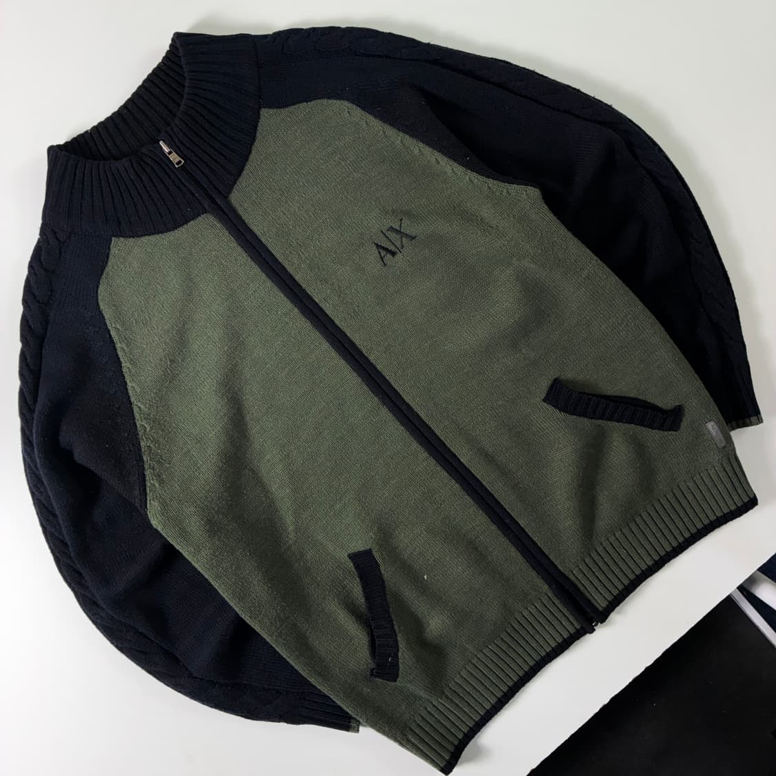 Armani exchange  알마니 익스체인지 램스울 카키 니트집업   상품이미지2