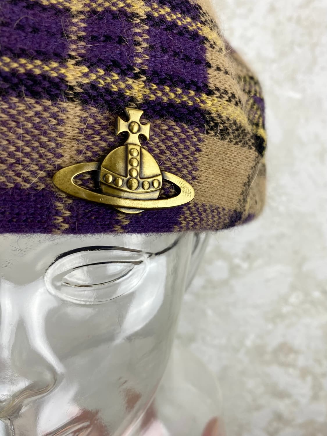 비비안 웨스트우드 메탈릭 ORB 로고 앙고라 보블 햇 상품이미지2