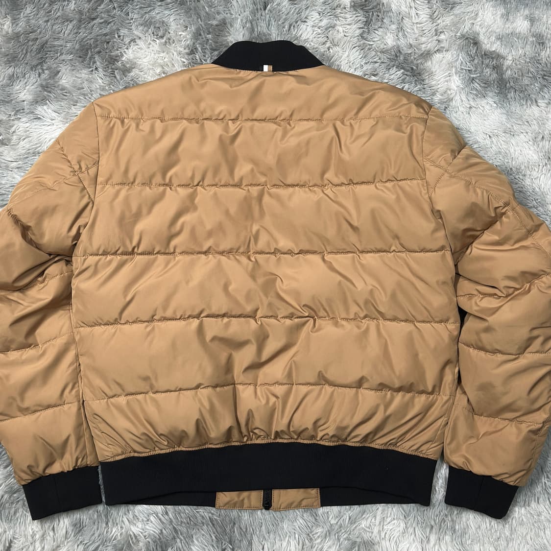 휴고보스 카멜 숏패딩 L 상품이미지4