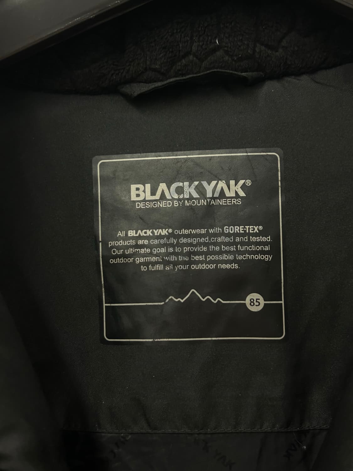 블랙야크 고어텍스 구스다운 블랙 패딩 자켓 상품이미지8