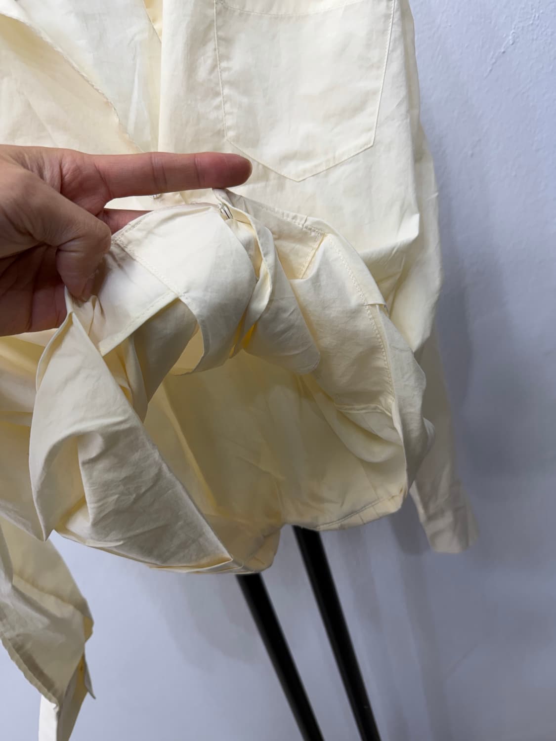 정품) TIME 타임 한섬 23ss 여성 크롭셔츠 82F 상품이미지4