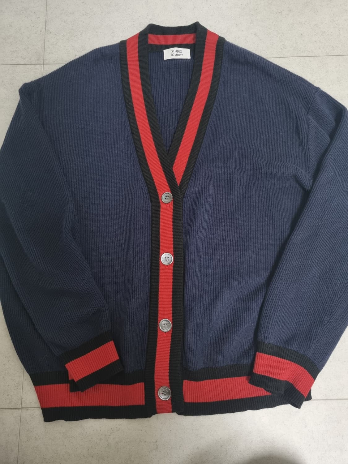 스튜디오 톰보이 가디건 (윤아 착용) 상품이미지1