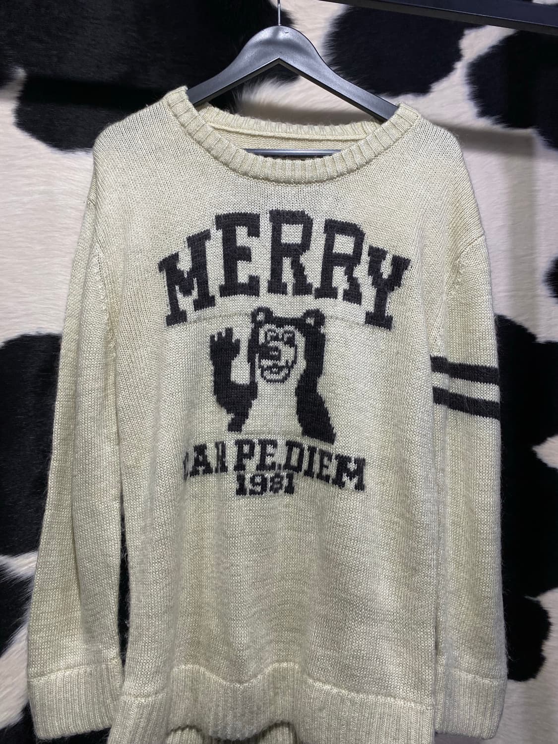 Power to the people 카르페디엠 베어 니트 상품이미지3