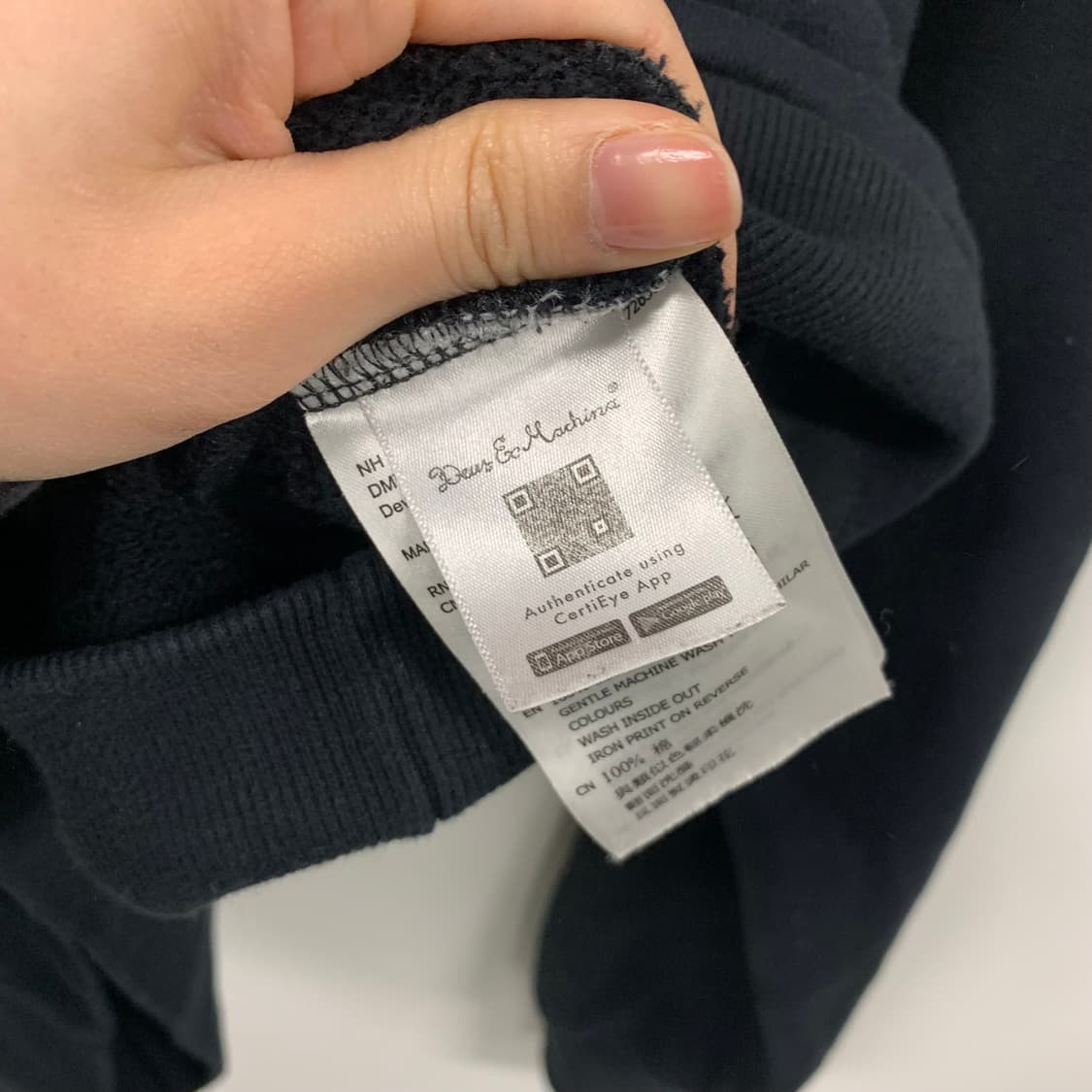 데우스 데빌 빅로고 블랙 맨투맨 상품이미지7