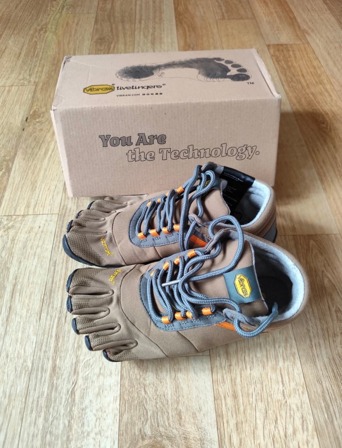 비브람 파이브 핑거스 42사이즈 판매 상품이미지1