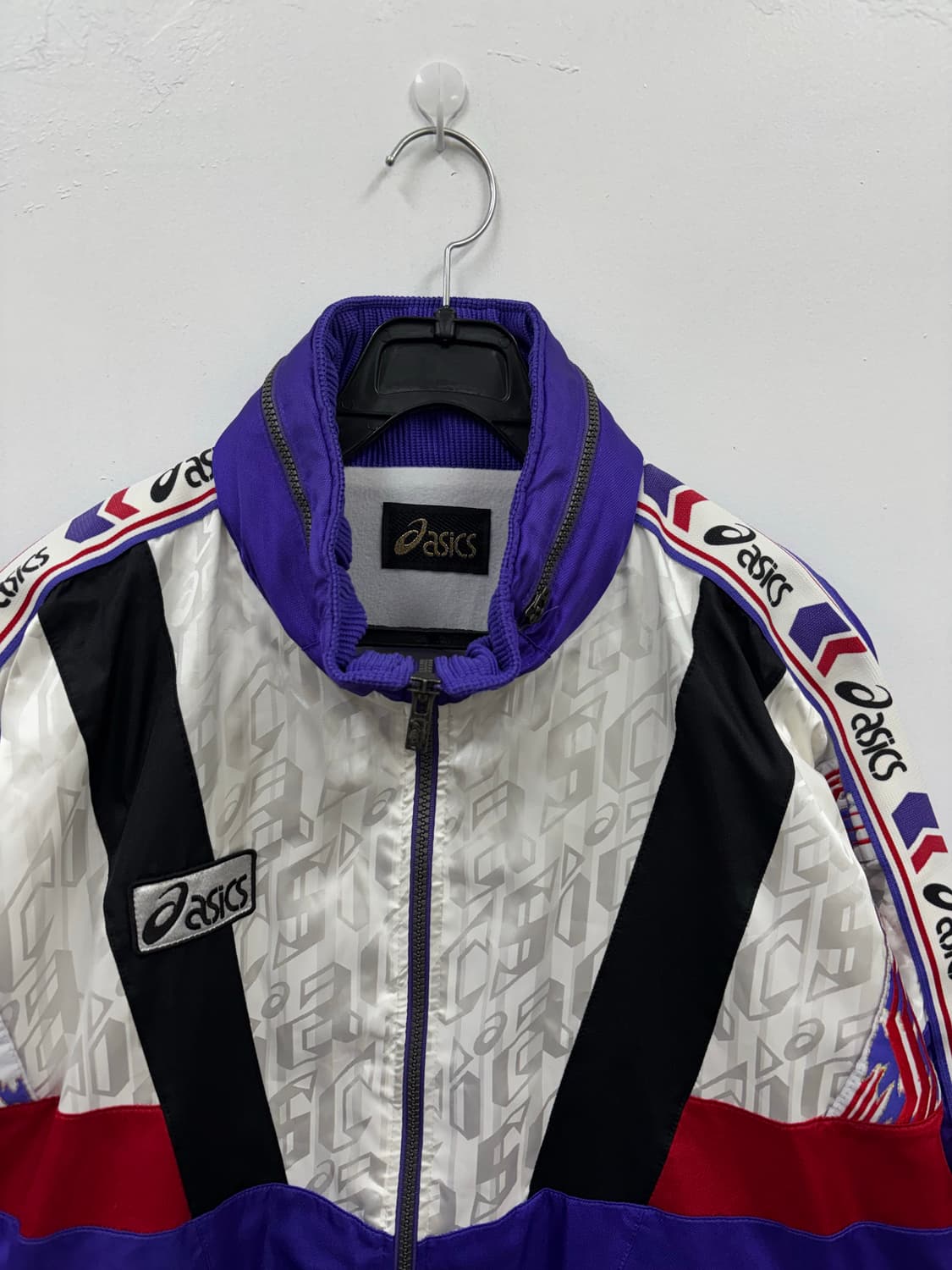 아식스 올드스쿨 점퍼 상품이미지3