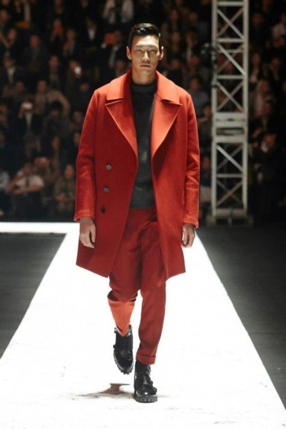 솔리드옴므 우영미 컬렉션라인 레드 오버핏 코트 100사이즈 상품이미지6