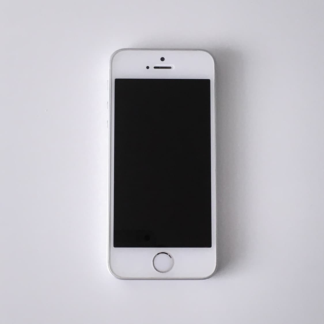 아이폰 se 실버 배터리 92% 상품이미지2