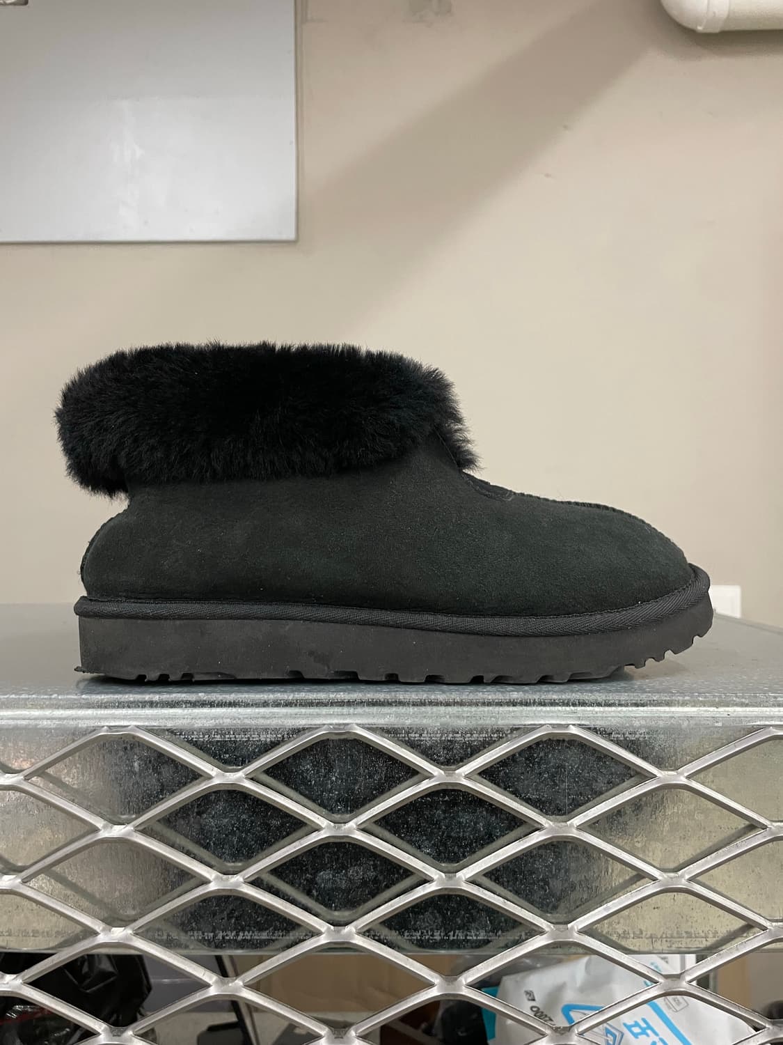 어그 타제트 슬립온 블랙 250 상품이미지4