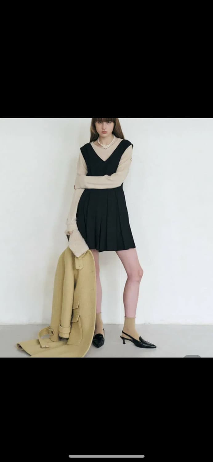 마론에디션 블랙 플리츠 오버롤 fall ver. 상품이미지3