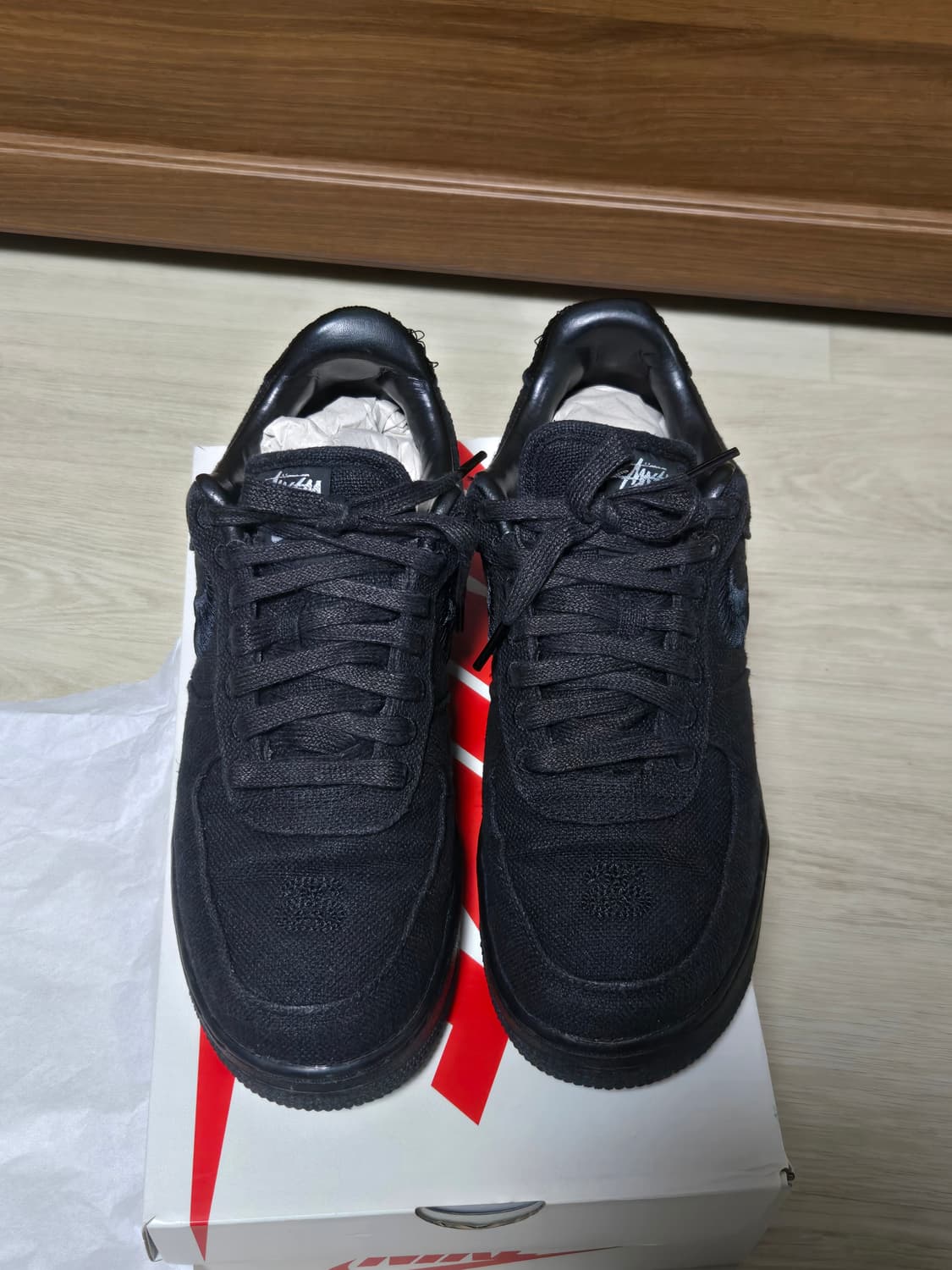 나이키 x 스투시 에어포스 1 로우 트리플 블랙 상품이미지3