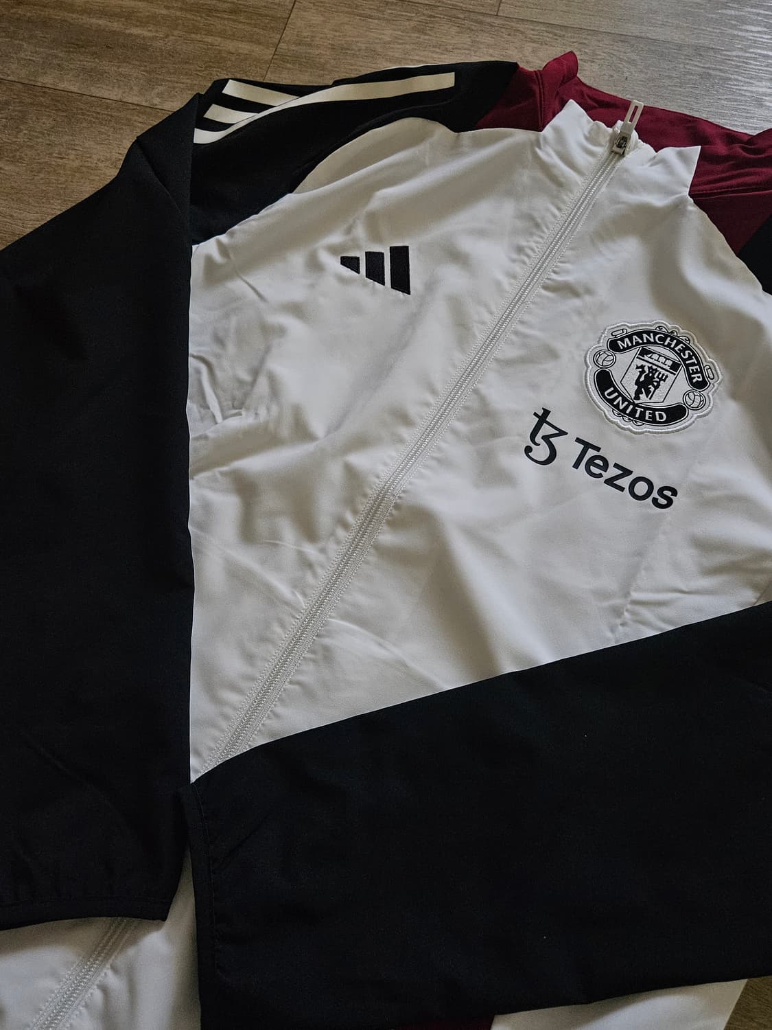 맨체스터유나이티드 아디다스 바람막이 상품이미지1