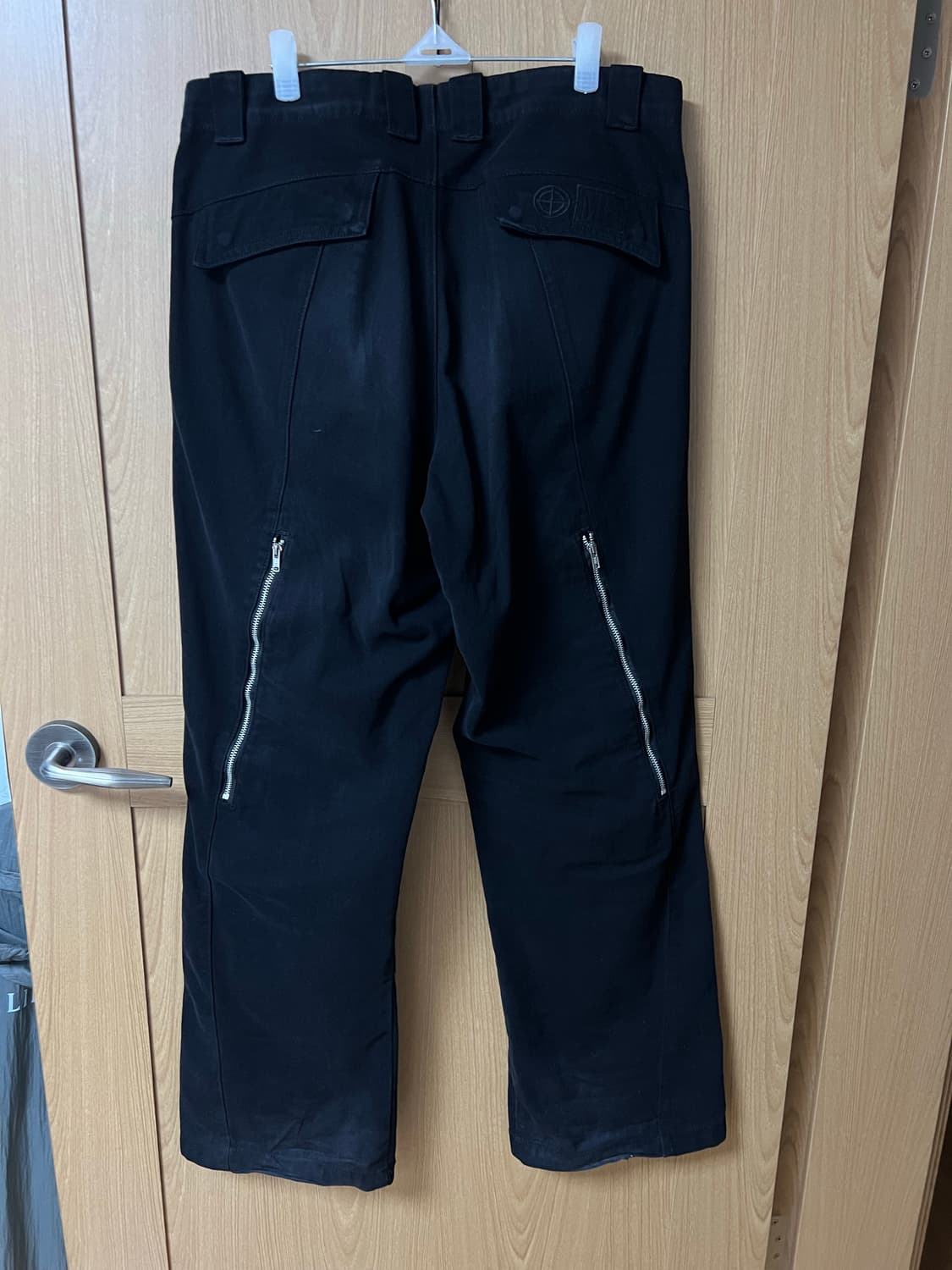 플라스틱프로덕트 지퍼팬츠 상품이미지1