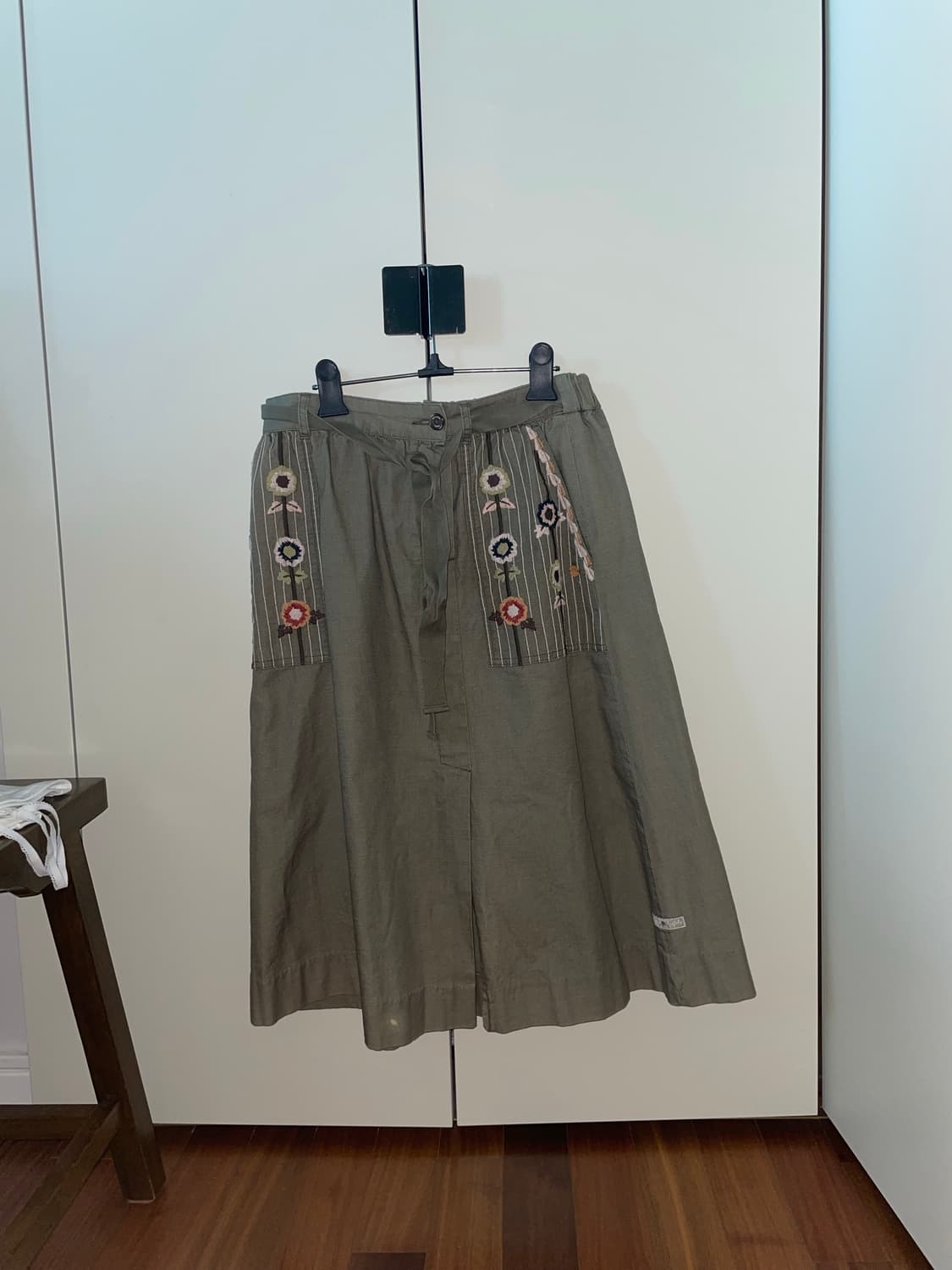 thursday island 빈티지 자수 스커트 상품이미지1