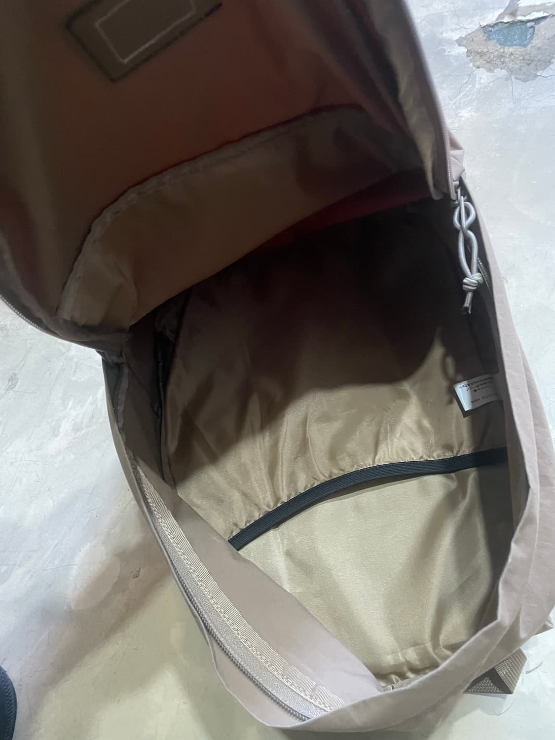 단톤 브라운 백팩 상품이미지8