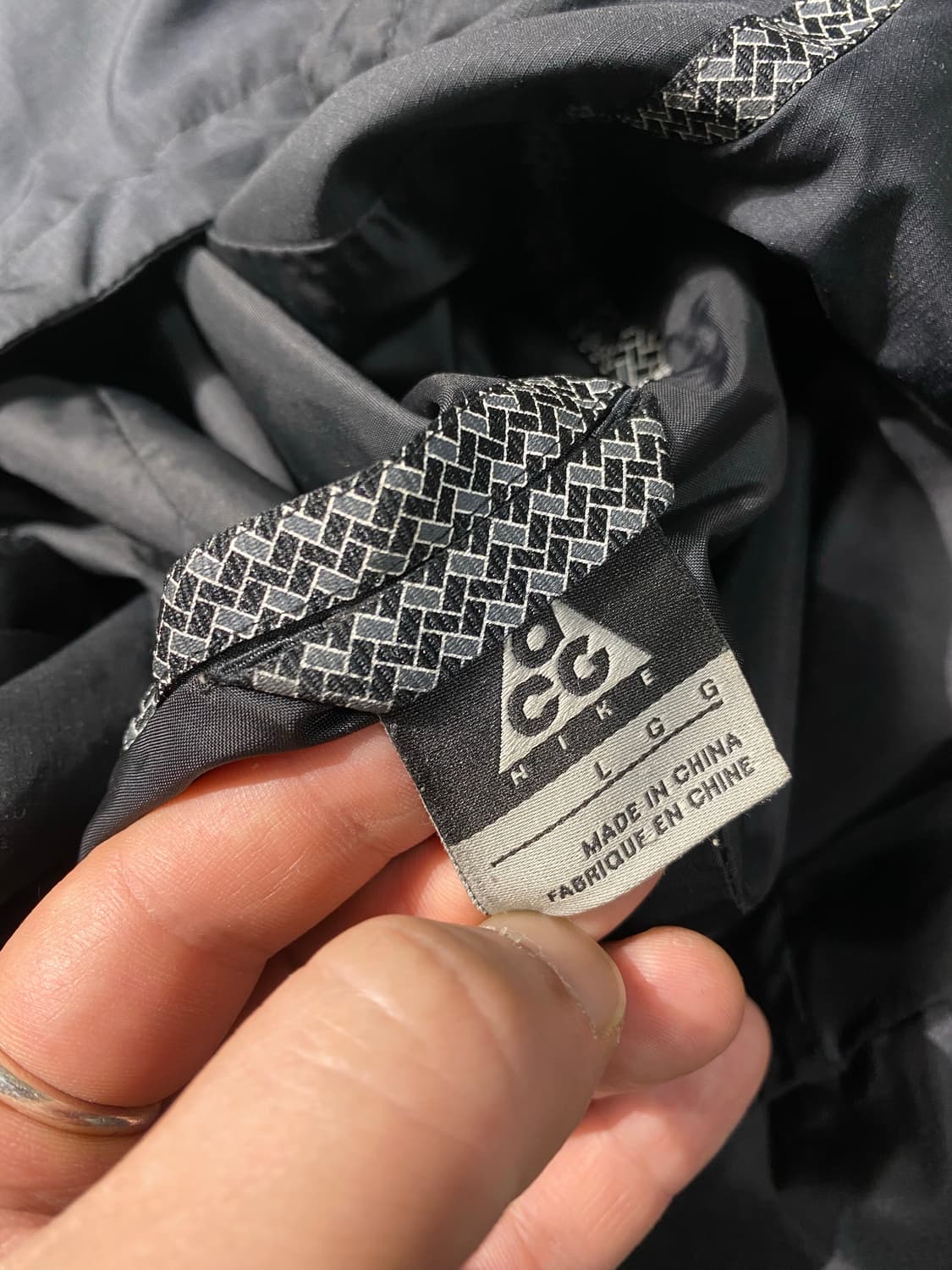 [L] Nike ACG 윈드브레이커 상품이미지9